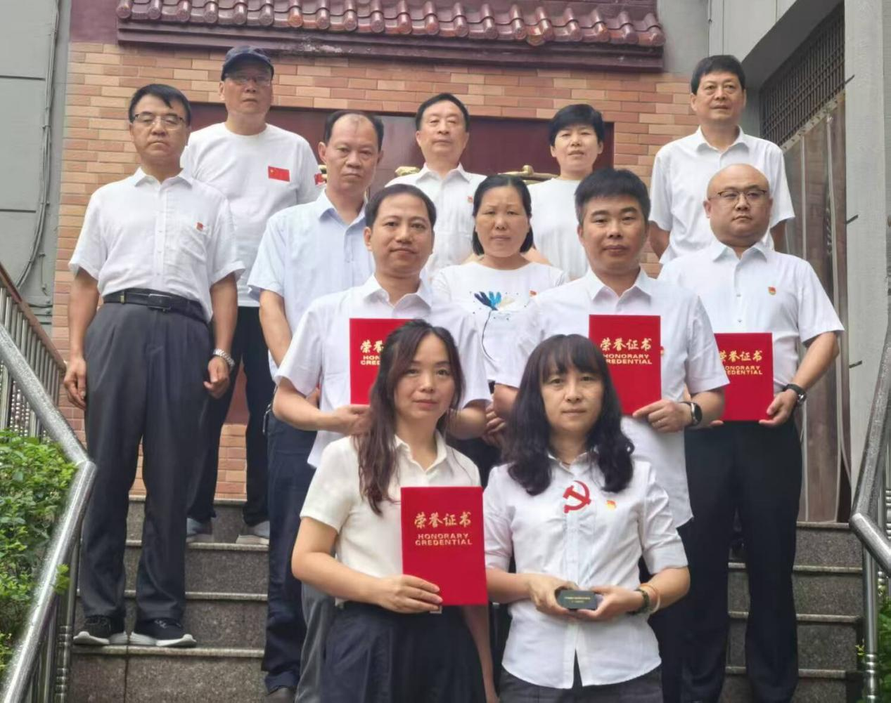 1751276182665669.png 1751276182665669.png